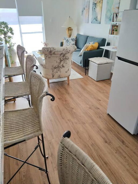 Simply Delightful Unit Close To CBD And Beach - Hervey Bay Accommodation 2