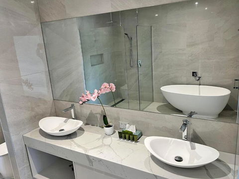 Sixty Six Boutique Apartments - Tourism Hervey Bay 2