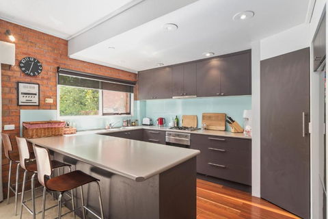 Surrey On The Park - Hervey Bay Accommodation 1