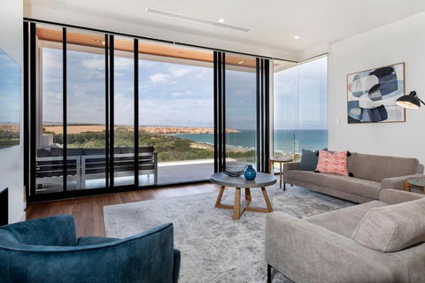 SUNSET CLIFFS Luxury Stay At Maslin Beach - Hervey Bay Accommodation 1