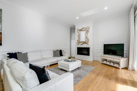 Swainson On Third - Hervey Bay Accommodation 0