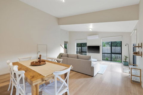 Tahiti Cape Woolamai - Hervey Bay Accommodation 1