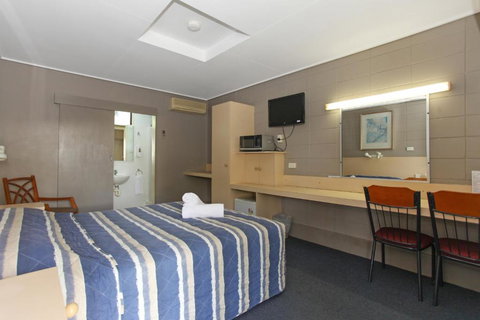 Tandara Hotel Motel - Hervey Bay Accommodation 3