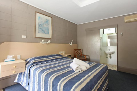 Tandara Hotel Motel - Hervey Bay Accommodation 2