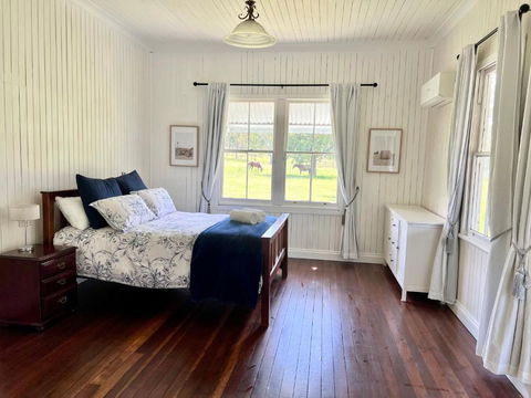 The Cottage Farm Stay - Grandchester - Hervey Bay Accommodation 0