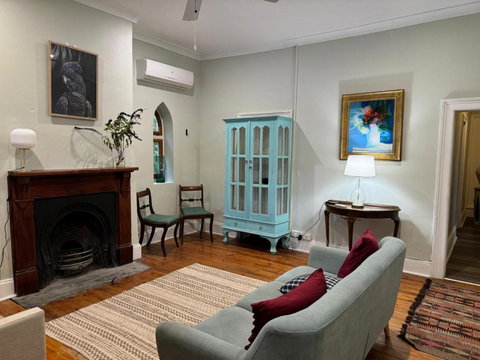 The Garden Cottage - Hervey Bay Accommodation 1