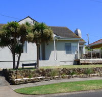 BEACHPOINT COTTAGE - Tourism Hervey Bay