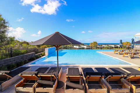 Beachside Oasis - Hervey Bay Accommodation 2