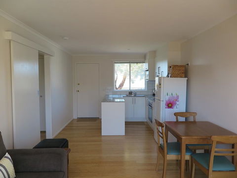 Beachside Rest - Hervey Bay Accommodation 2