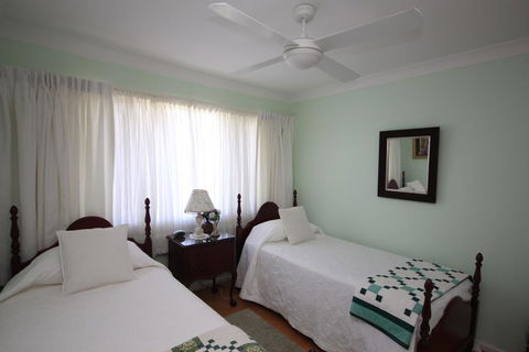BEACHVIEW - 14 Second Ave , Bonny Hills - Tourism Hervey Bay 2