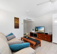 Beautiful Private Apt  Drift Palm Cove - Hervey Bay Accommodation