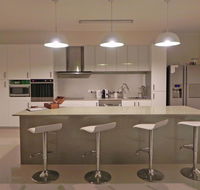 Beautifully Appointed Large Family Home - Hervey Bay Accommodation