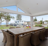 Beauty and the Beach' 88 Foreshore Drive - large home with WIFI  water views - Tourism Hervey Bay