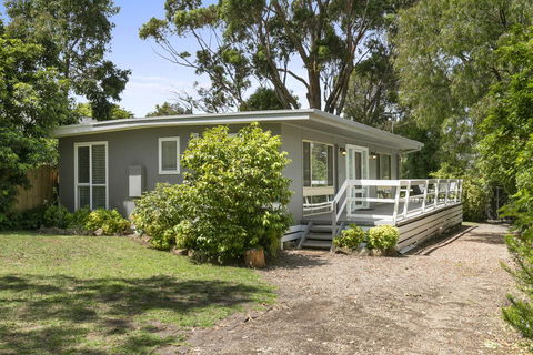 BEAUTY AND THE PEACE - INLET SIDE - Hervey Bay Accommodation 0