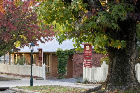 Beechworth Carriage Motor Inn - Hervey Bay Accommodation 0