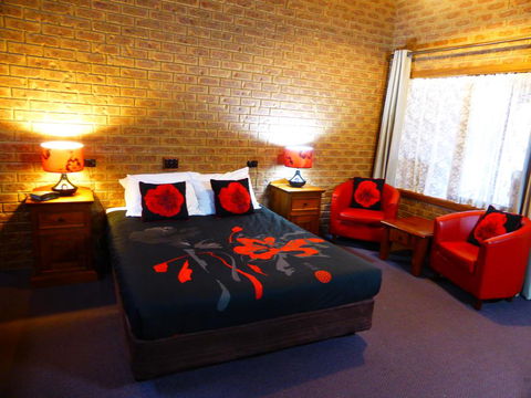 Beechworth Carriage Motor Inn - Hervey Bay Accommodation 3