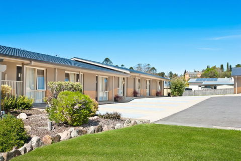 Bega Village Motor Inn - Hervey Bay Accommodation 0