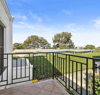 Bell Street Mansion 2-14 - Hervey Bay Accommodation
