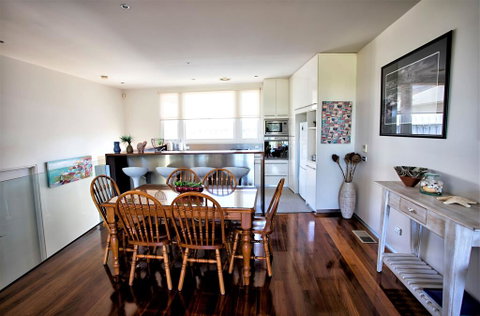 BELLA CASA - Hervey Bay Accommodation 2