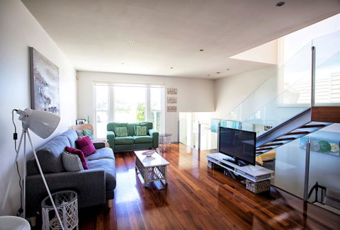 BELLA CASA - Hervey Bay Accommodation 3