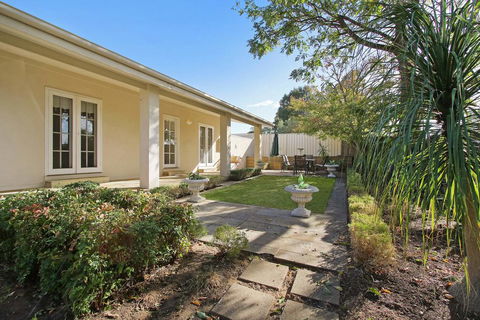 Bella House - Hervey Bay Accommodation 3