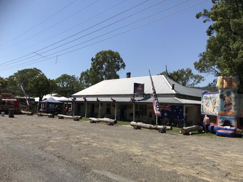 Bellbrook Hotel - Hervey Bay Accommodation 2
