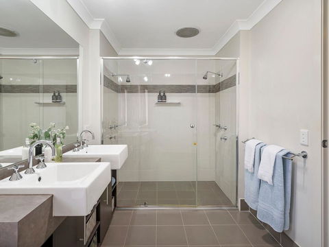 Belle View - Callala Bay - Hervey Bay Accommodation 3