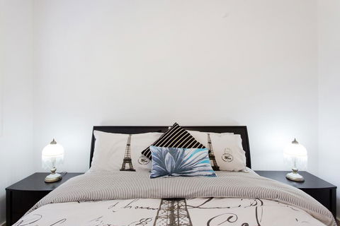 Belle Vue Apartment - Tourism Hervey Bay 0