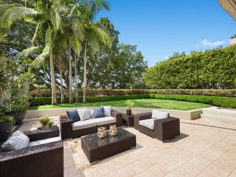 BELLEVUE GARDEN OASIS-Long/Short Term Lets AVL: L'Abode - Hervey Bay Accommodation 1