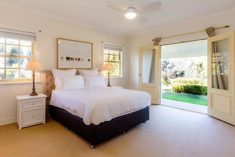 Bellfield House Mudgee - Hervey Bay Accommodation 1