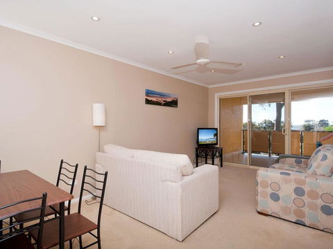 Bellima Beach House', 9 Jackson Close - Huge Duplex With Air Con And Fabulous Views - Tourism Hervey Bay 3
