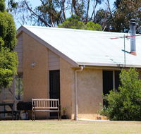Bells Beach Cottages - Hervey Bay Accommodation