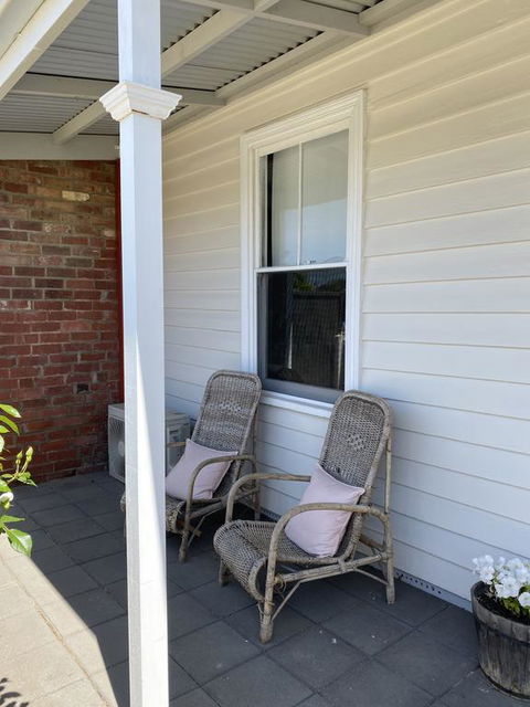 Bendigo Inner City Cottage - Hervey Bay Accommodation 0