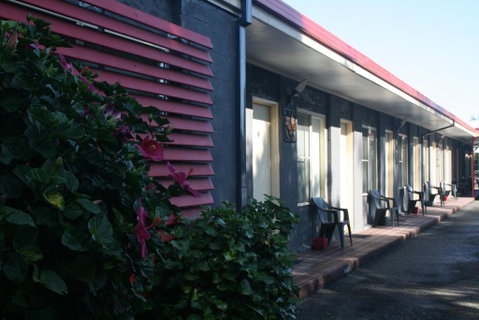 Benjamin Singleton Motel - Hervey Bay Accommodation 0