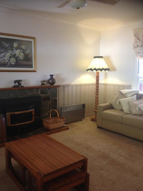 Bessie's Cottage - Hervey Bay Accommodation 3