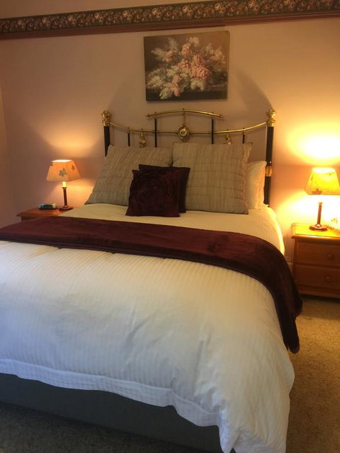 Bessie's Cottage - Hervey Bay Accommodation 1