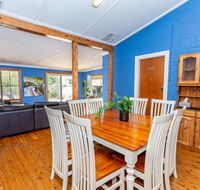 Best Central House - SLEEPS 11  - Hervey Bay Accommodation