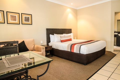 Best Western Bungil Creek Motel - Hervey Bay Accommodation 0