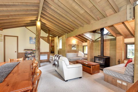 Bidgee Widgee - Hervey Bay Accommodation 3