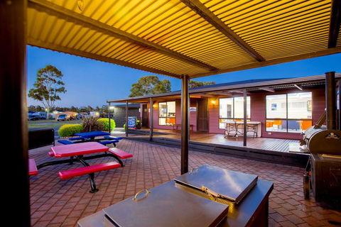 BIG4 Traralgon Park Lane Holiday Park - Hervey Bay Accommodation 3