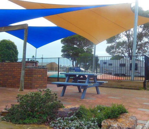 BIG4 Waters Edge Holiday Park - Hervey Bay Accommodation 2