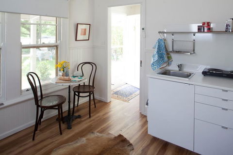 Bird House - Hervey Bay Accommodation 3