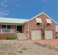 Birubi Beach House' 14 Campbell Avenue - fantastic house and close to the surf beach - Hervey Bay Accommodation