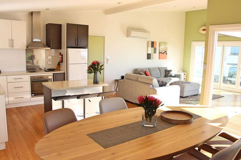 Birubi On Bay Of Fires - Hervey Bay Accommodation 0