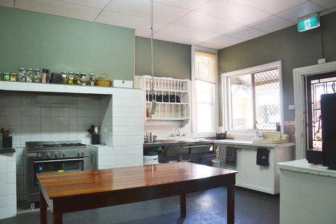 Black Diamond Lodge - Hervey Bay Accommodation 1