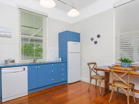 Blake House - Iconic Coastal Homestead - Tourism Hervey Bay 3