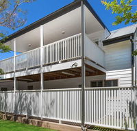 Blake Loft on Manning - 500 metres to two beaches - Tourism Hervey Bay