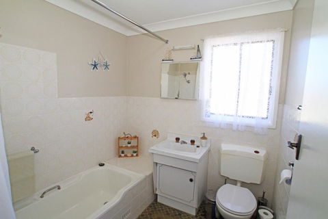 Blissful Paradise At Sussex Inlet - Hervey Bay Accommodation 2