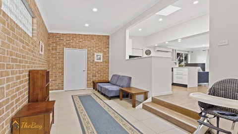 Blue Fish - 41 Boulder Bay Road - Hervey Bay Accommodation 3