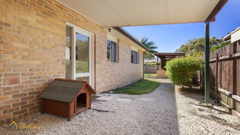 Blue Fish - 41 Boulder Bay Road - Hervey Bay Accommodation 0